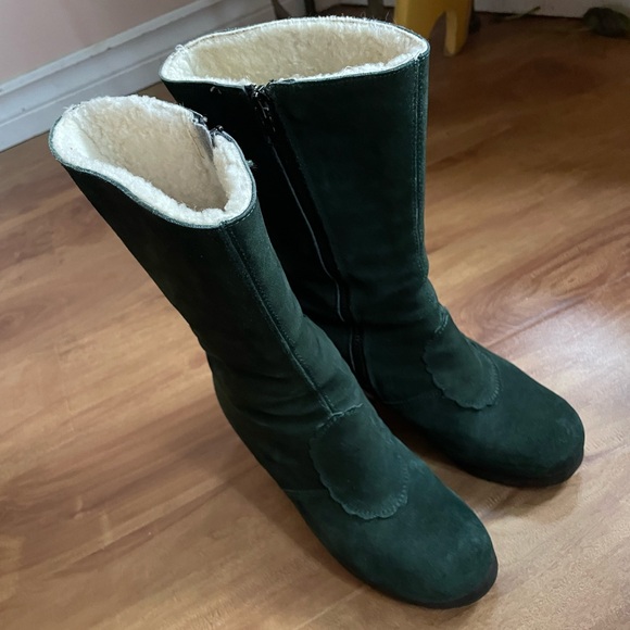 Amazing Vintage 'Hogl' Austrian Hunter Green Suede Mid Calf Booties - Picture 13 of 14